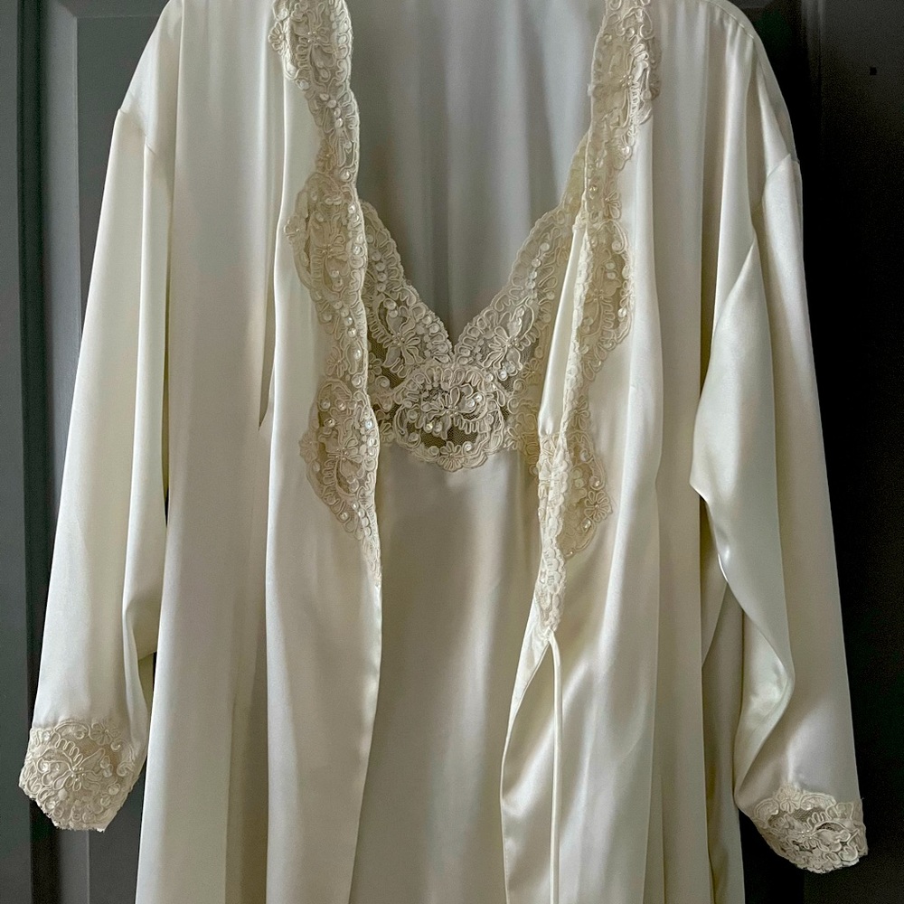 VINTAGE VICTORIA’S SECRET LINGERIE